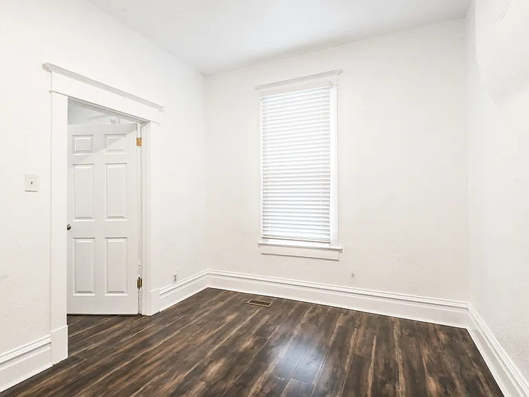 78 E Southgate Ave — Photo 7