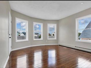 21 Locust St FLOOR 2, Pawtucket, RI 02860