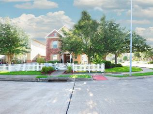 14451 Summer Garden Dr, Houston, TX 77083
