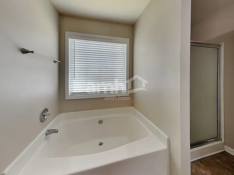 5203 Catrina Way — Photo 12