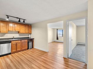 545 Calef Rd APT 23, Manchester, NH 03103