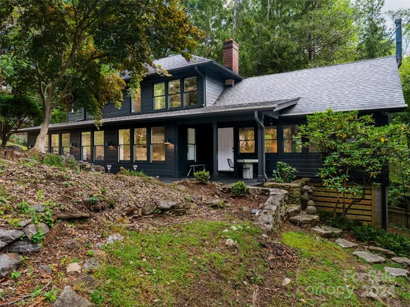 12 Caledonia Rd, Asheville City, NC 28803