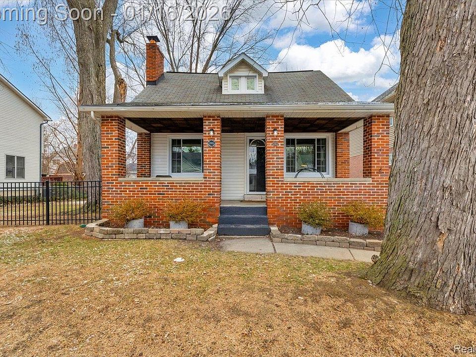 1st image of 243 Marlin Ave
