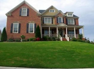 7220 Weathervane Rd, Flowery Branch, GA 30542