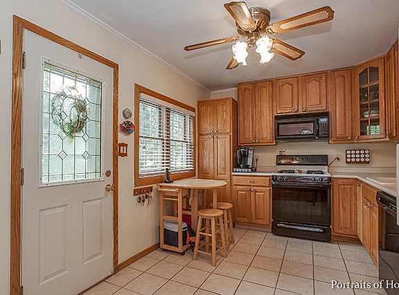 5th image of 550 E 13th Pl