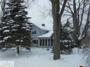 1492 S Waverly Rd, Eaton Rapids, MI 48827