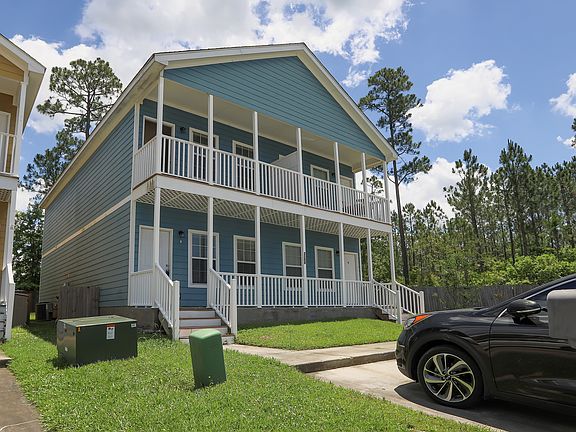3rd image of 2504 Gladiolus St #A