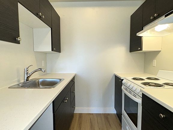 5th image of 61 Thompsons Rd W #902995