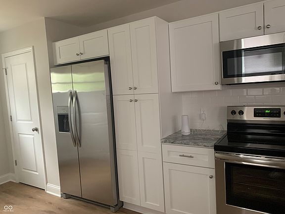 4th image of 2313 White Ave