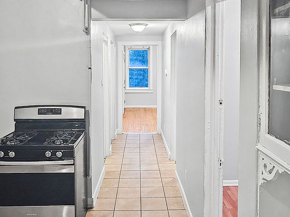 4th image of 2628 S Kedzie Ave #1