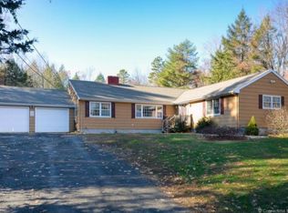 586 Edgewood Rd, Berlin, CT 06037