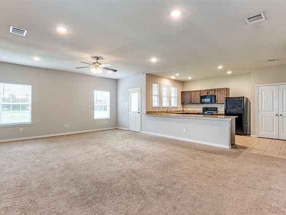 5th image of 4662 Ralph Ln