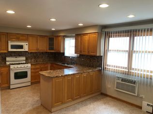 4605 N Sayre Ave #2A, Harwood Heights, IL 60706