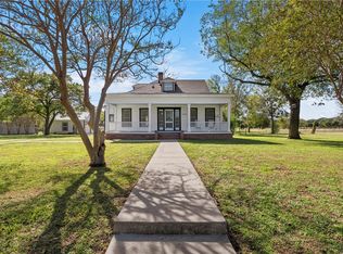 3209 S 4th St, Waco, TX 76706