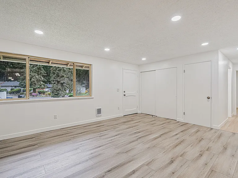 9408 Columbine Cir W — Photo 7