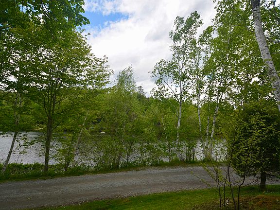 5th image of 827 Covered Bridge Lane