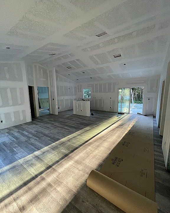 2nd image of 117 Debary Dr