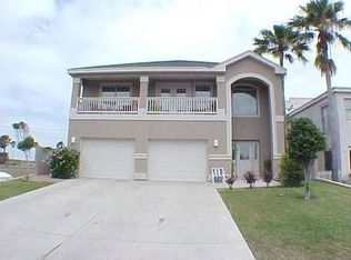 114 W Pompano St, South Padre Island, TX 78597