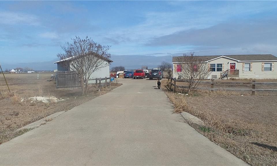 1st image of 1240 Country Acres Ct