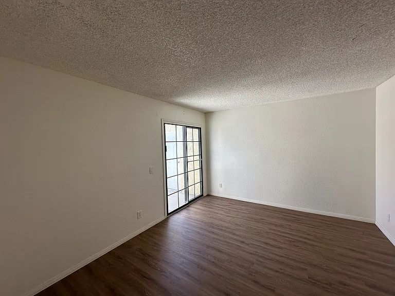 1219 E Avenue R7 — Photo 9