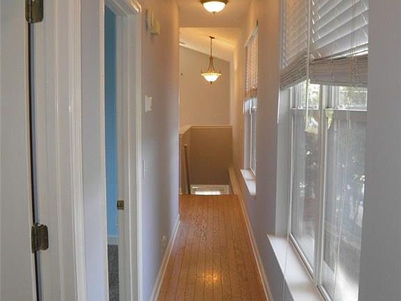 3rd image of 520 Palmetto St