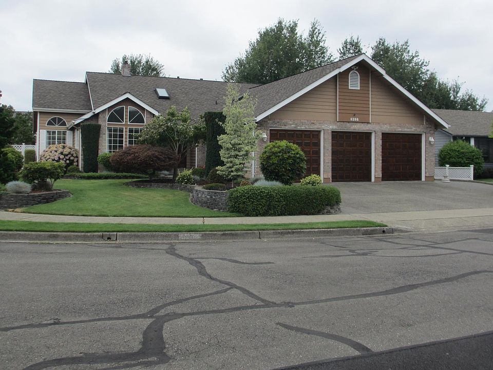 1st image of 6208 152nd Avenue Ct E