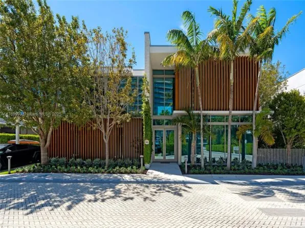 110 Reef Ln #10, Key Biscayne, FL 33149
