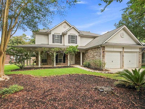 3rd image of 83 N Creekmist Pl