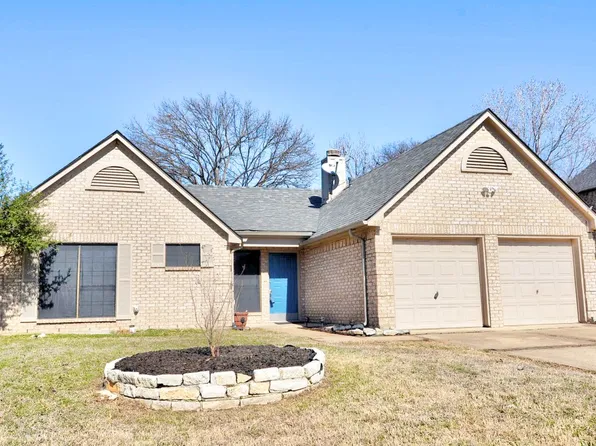 8205 Intrepid Ln, Rowlett, TX 75089