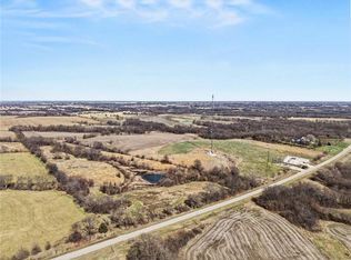 6606 West Hwy, Smithville, MO 64089