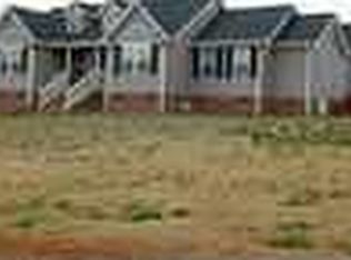 121 Bridgewater Rd, Pickens, SC 29671