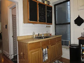 Rented by Rennit Inc.