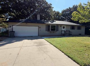 1010 Thompson St, Emporia, KS 66801