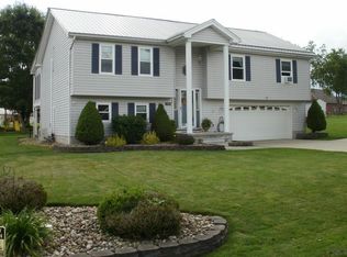 157 Ajit Rd, Friedens, PA 15541