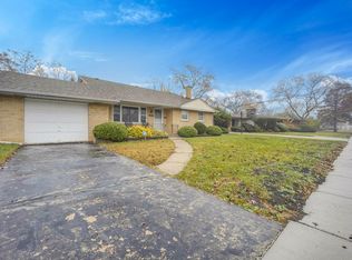 815 Marion Way, Chicago Heights, IL 60411