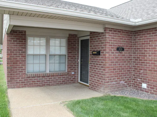 3030 Gardenia Dr, Evansville, IN 47715