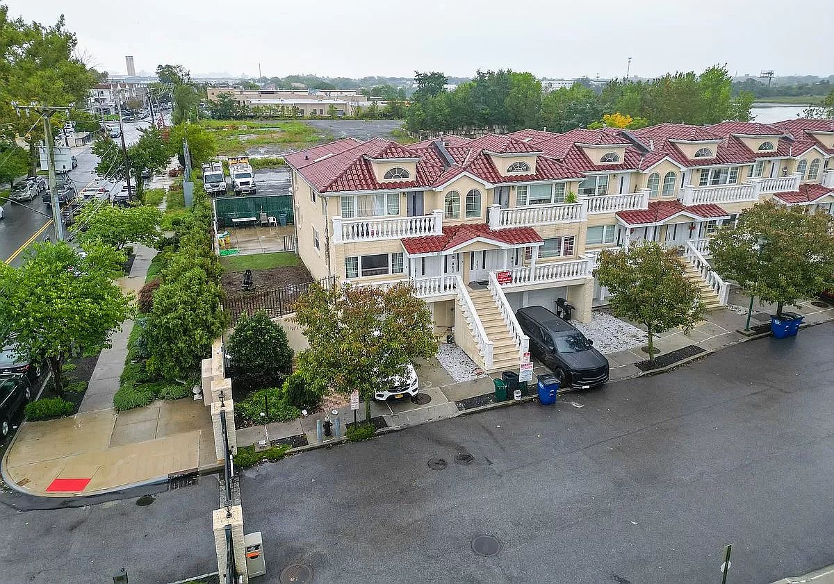 298 Zerega Ave, Bronx, NY 10473 Zillow