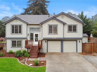 5735 Braywood Ln SE, Olympia, WA 98513