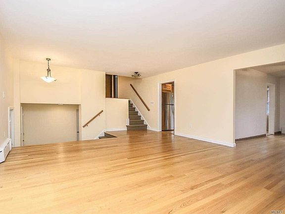 2nd image of 3 Fairview Ave
