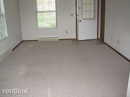 3rd image of 741 Hickory Ct