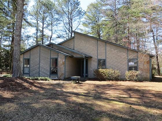 1st image of 2087 Walden Park Dr