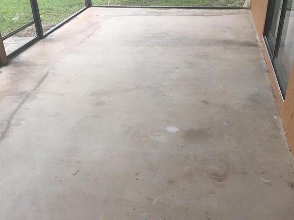 5th image of 1672 SE Mistletoe St