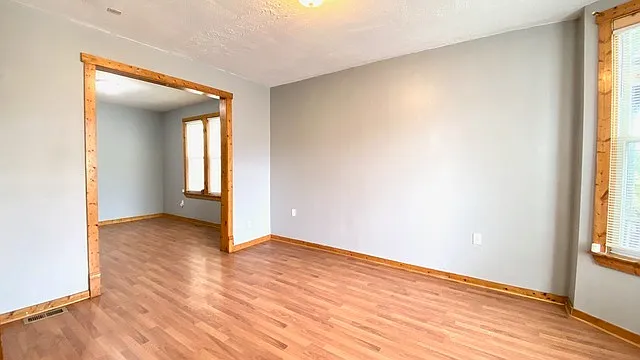 6833 S Green St #1 — Photo 5