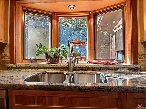 5th image of 6620 46th St NW
