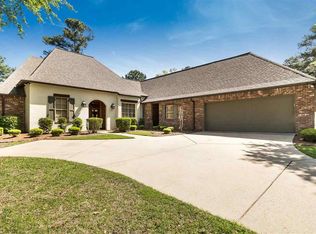 124 Lake Forest Dr, Brandon, MS 39047