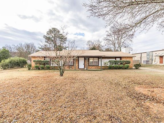 5th image of 609 Forest Lake Dr
