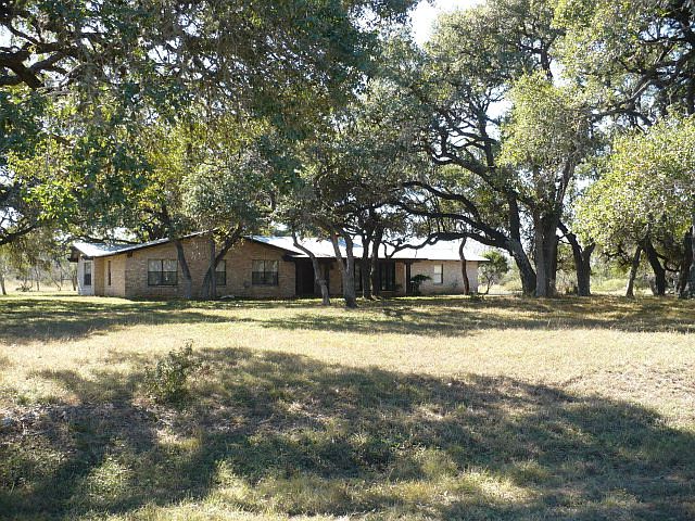 1st image of 2535 River Oaks Dr