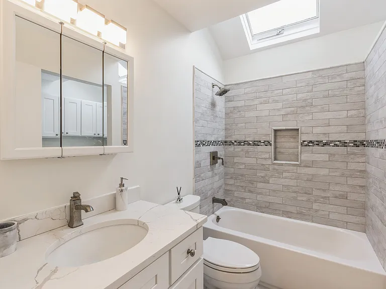 35 Ocean View Pkwy — Photo 5