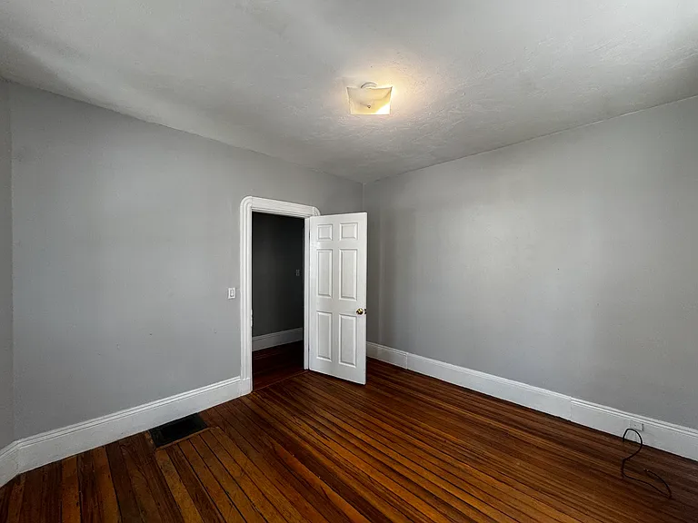51 Glendale St #1 — Photo 3