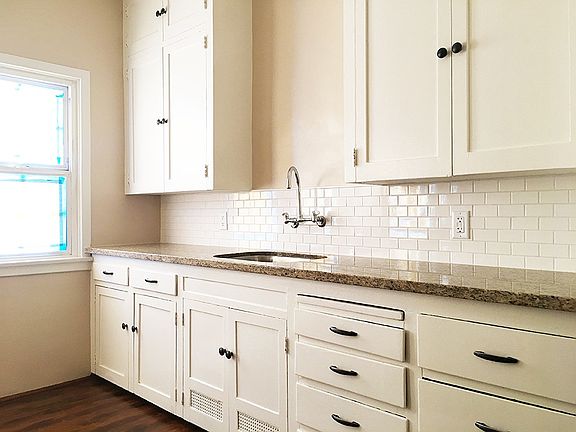 2nd image of 6060 Northside Dr APT 2